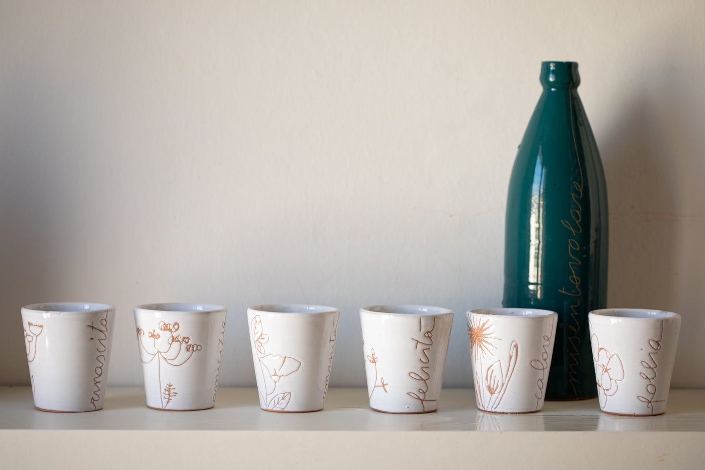 Set 6 bicchieri con bottiglia in ceramica