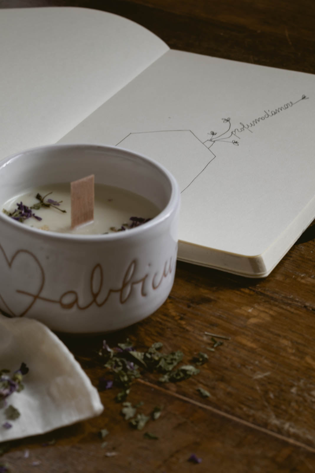 candela in tazza - profumo floraltea e menta - 150gr