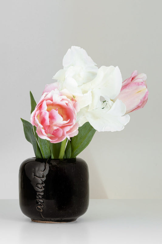Vaso nero in ceramica altezza 13 cm