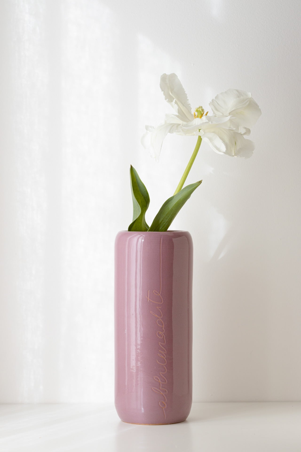 Vaso viola in ceramica altezza 27 cm